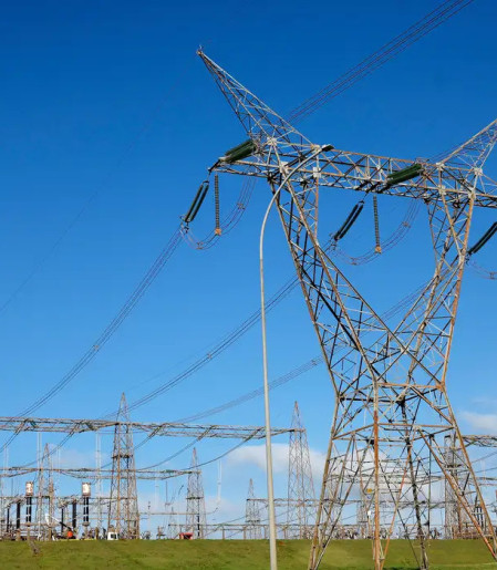 Consumidores poderão escolher fornecedores de energia a partir de 2027