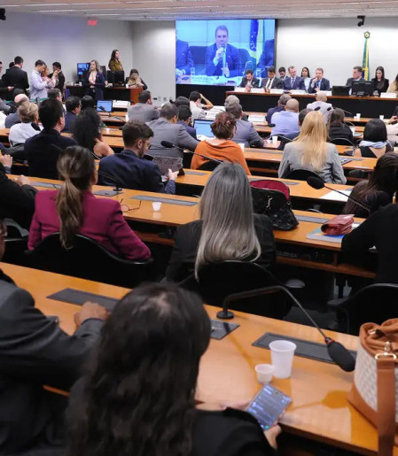 Câmara instala comissão sobre PEC da redução da maioridade penal