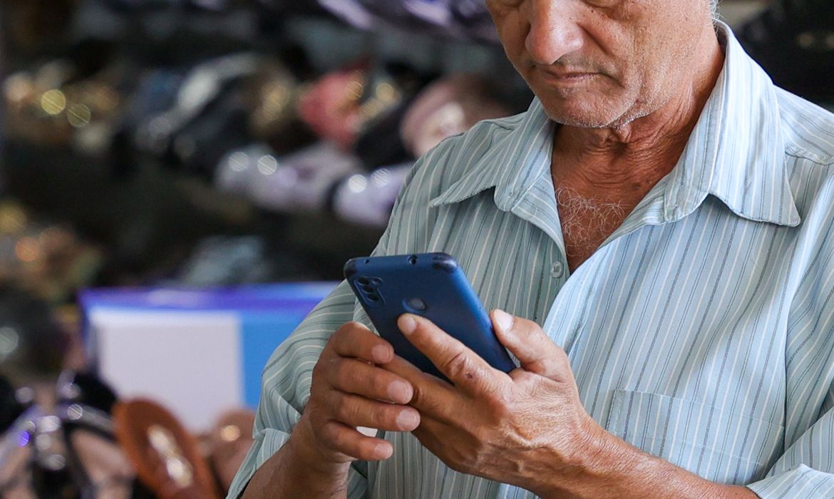 Mais de 5 milhões de brasileiros estão impedidos de apostar em bets