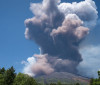 Erupção do Etna prolonga fechamento de aeroporto na Sicília