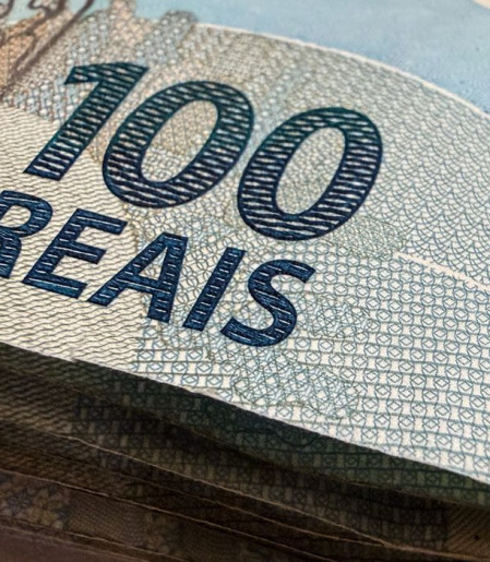 Mercado mantém estáveis projeções para inflação, juros, PIB e dólar