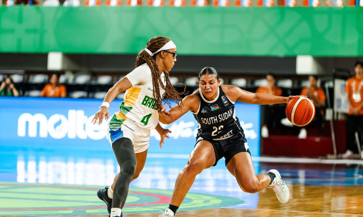 Brasil estreia mal no qualificatório para o Pré-Olímpico de basquete