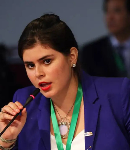 Brasileira defende mais influência dos jovens nas decisões da COP17
