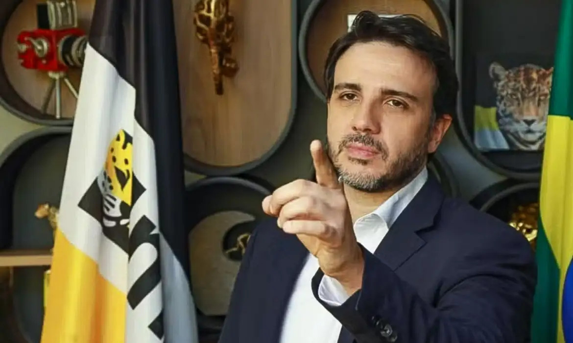 Defensor do impeachment em 2016, Renan Santos é candidato do Missão