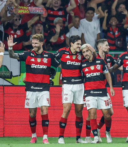 Libertadores: Flamengo elimina Cruzeiro e mantém vivo sonho do penta