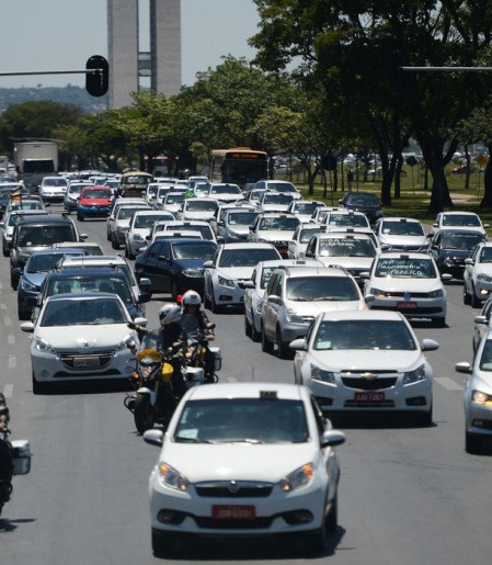 Crédito para carros de aplicativo tem teto elevado para R$ 200 mil