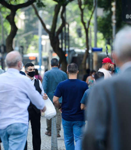 Para 81% dos brasileiros, é fundamental que candidato acredite em Deus