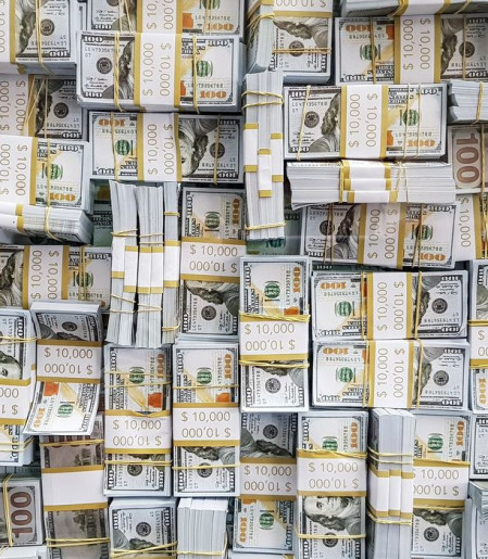 Dólar cai a R$ 5,14 com alívio no mercado externo