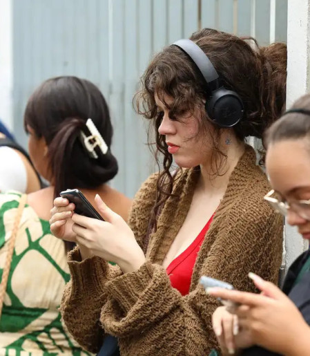 Desigualdades marcam formalização do trabalho entre jovens brasileiros