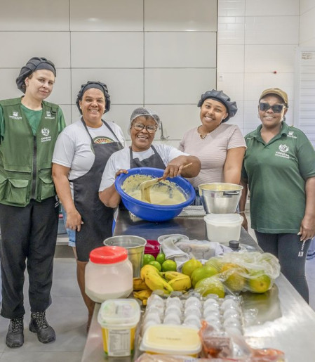 Peixe antes desprezado melhora renda de mulheres da pesca no Rio