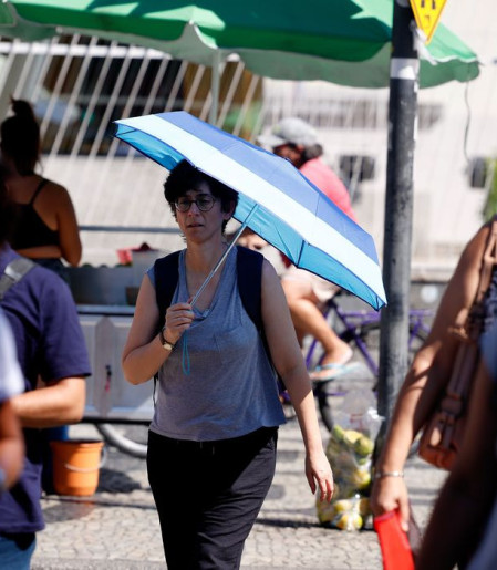 Salário mínimo deverá subir para R$ 1.741 em 2027