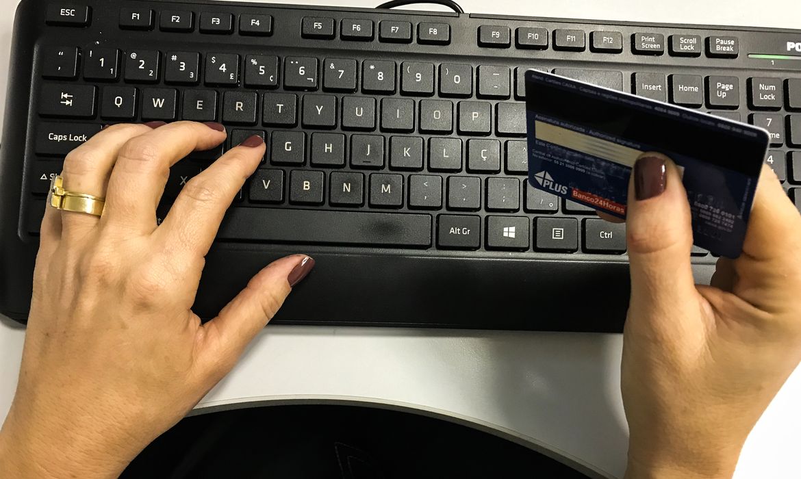 Comércio eletrônico em compras federais é regulamentado