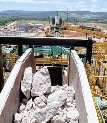 CMN facilita crédito emergencial a fertilizantes e minerais críticos
