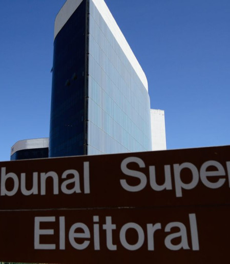 TSE marca julgamento de registros dos candidatos à Presidência