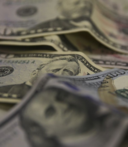 Brasil e EUA retomam negociação após tarifaços de 25% e 12,5%