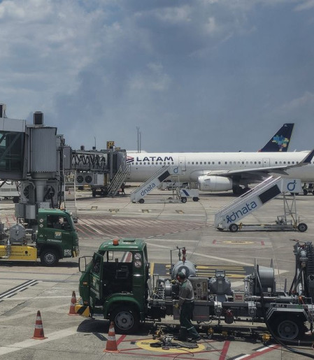 Petrobras reajusta preço médio do querosene de aviação em 13,9%