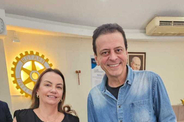 Vanessa Del Grossi e César Caparelli - Divulgação