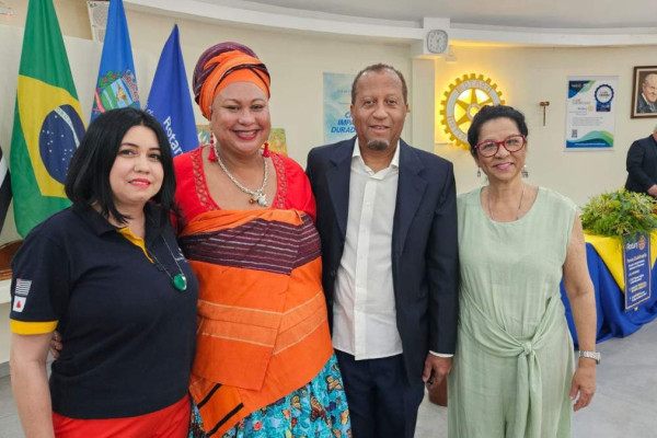 Luana Melo, chef Ana Massena, César Dias e Sol Paulino - Divulgação