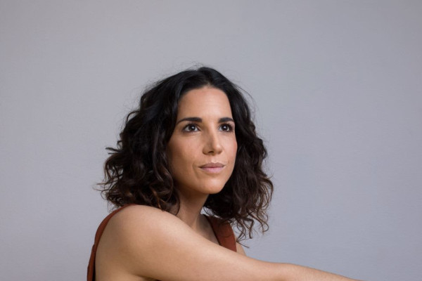 Ver&ocirc;nica Ferriani apresenta repert&oacute;rio inspirado pela tem&aacute;tica "boca" no Sesc Ribeir&atilde;o Preto