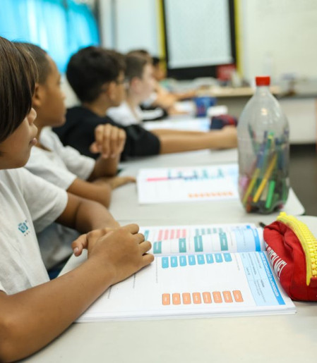 Professores têm 8 mil vagas gratuitas para pós-graduação