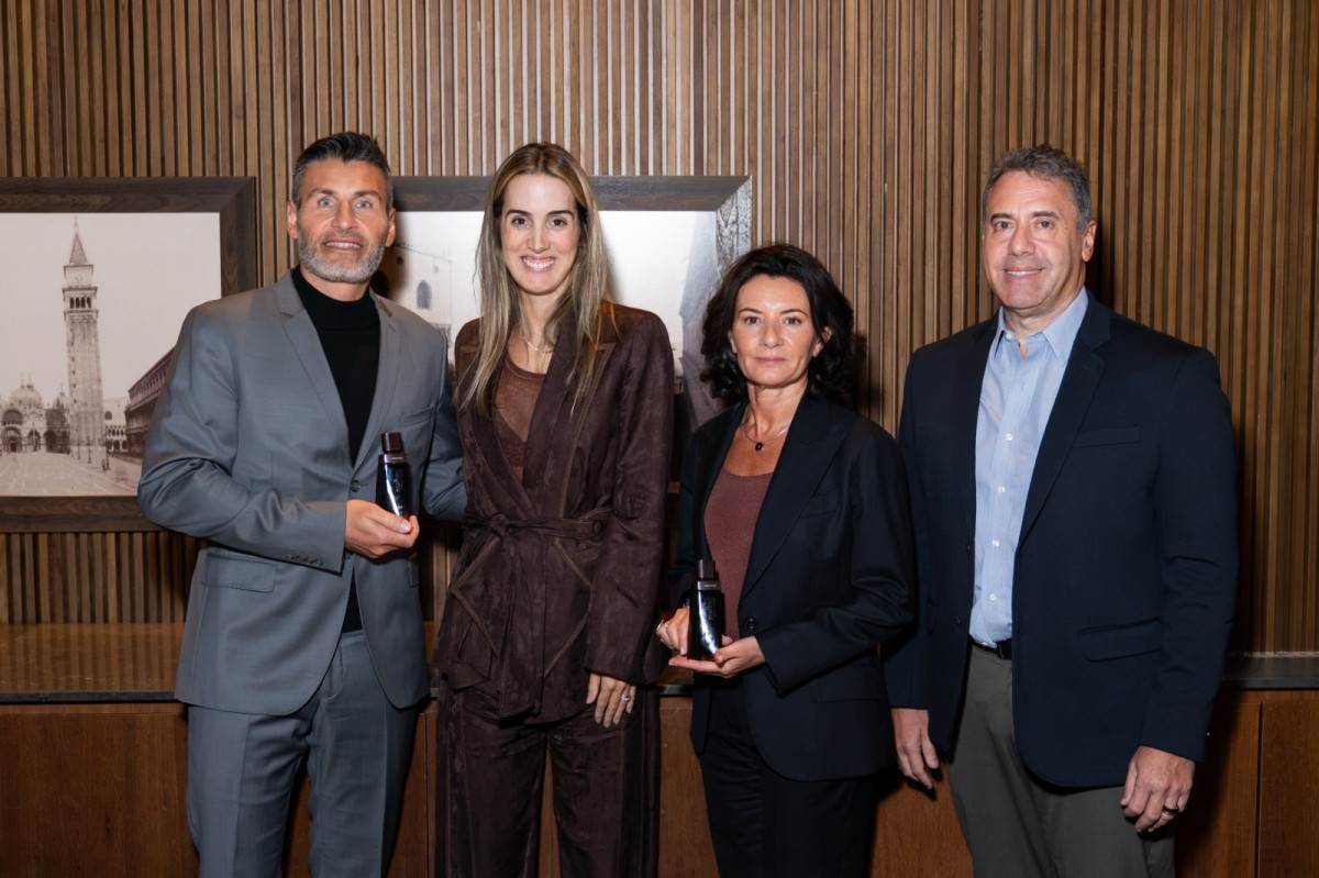 Clement Gavarry, Principal Perfumer; Renata Gomide, VP de Consumer Grupo Boticário; Honorine Blanc, Master Perfumer; e Artur Grynbaum, VP do Conselho Grupo Boticário