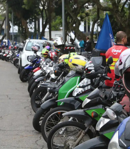 Apenas 1 em cada 5 motociclistas de app tem cobertura previdenciária