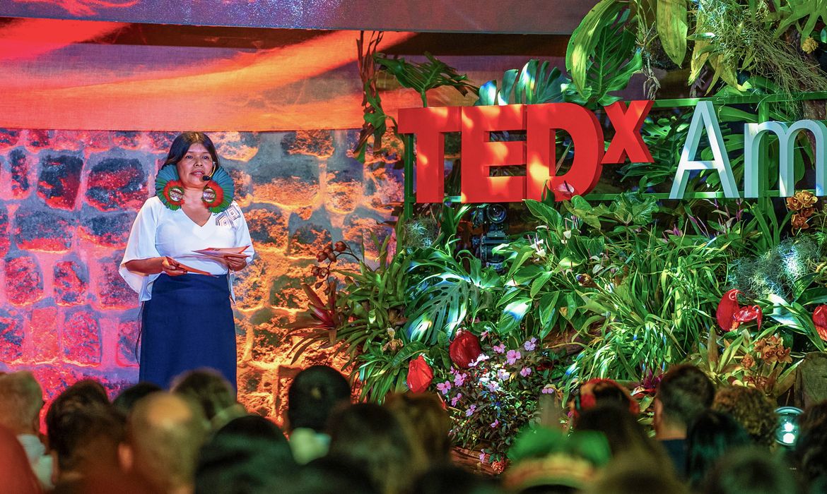 Mulheres indígenas reivindicam protagonismo como guardiãs da Amazônia