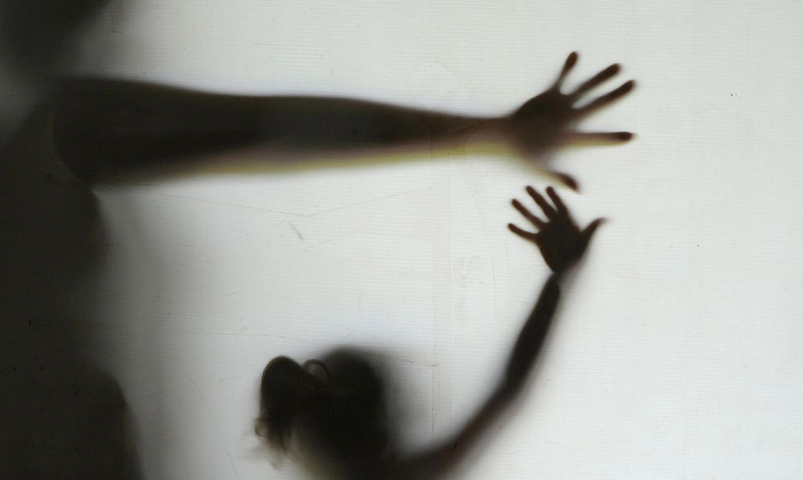 Movimento contra violência sexual lança site para facilitar denúncias