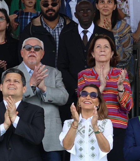 Começa o desfile cívico-militar do Dia da Independência em Brasília