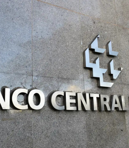 Mercado financeiro reduz previsão da inflação para 5% este ano