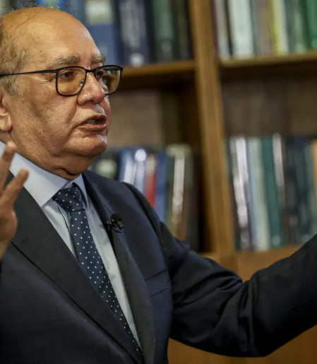 Mendes cita desequilíbrio eleitoral em afastamento de diretores da PF