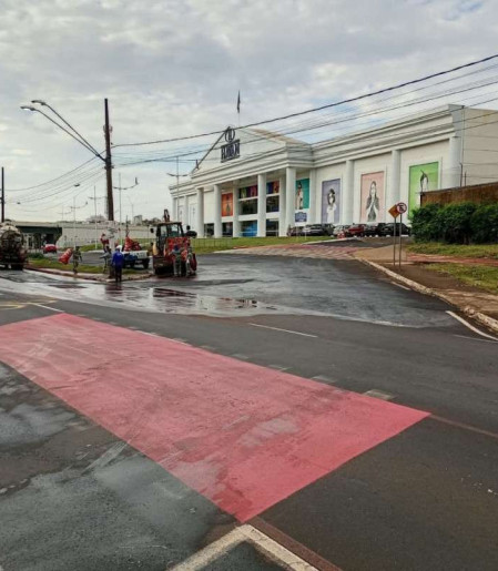 Carros já podem trafegar por toda a extensão da avenida