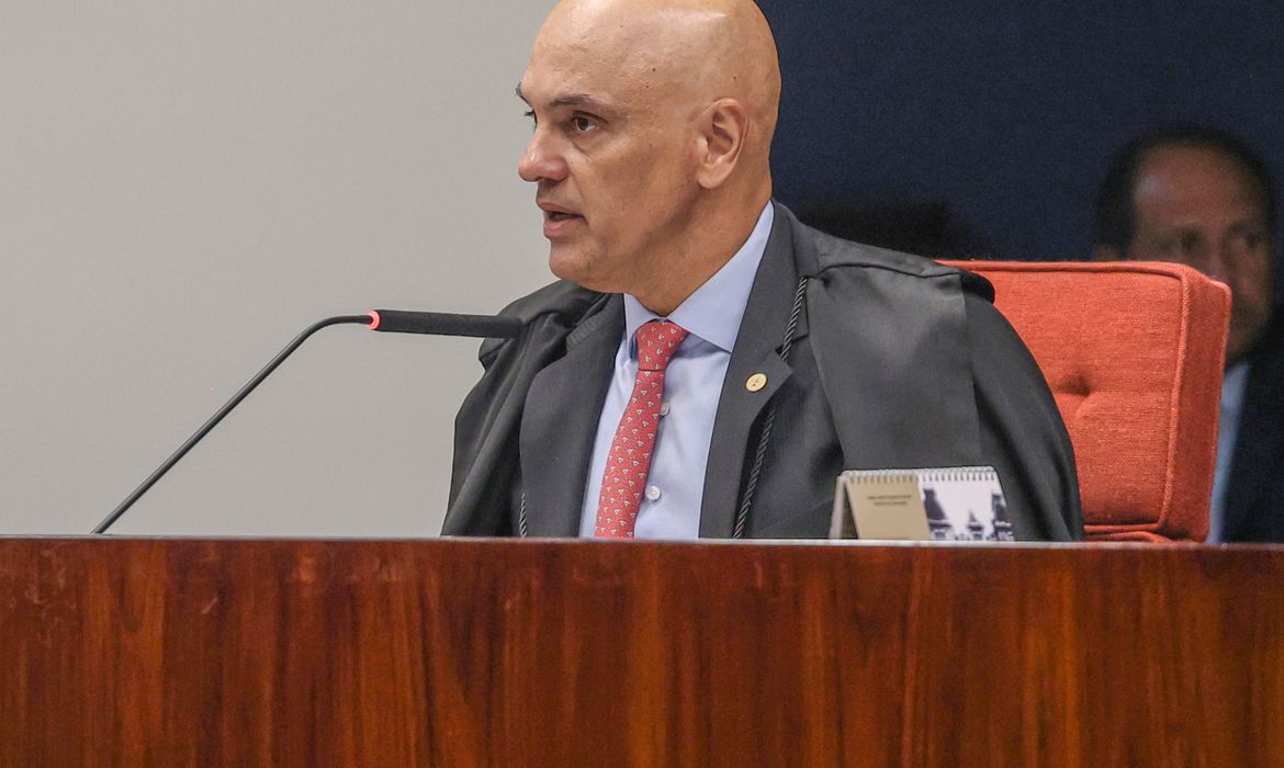 Fachin decide tirar Moraes da relatoria do inquérito das fake news