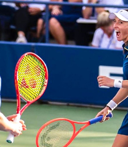 Luisa Stefani vai às semifinais do US Open e sobe no ranking mundial