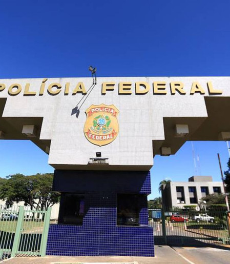 Sindicato de servidores da PF manifesta apoio a diretores afastados