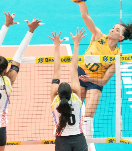 Brasil supera Venezuela em estreia no Sul-Americano de vôlei feminino