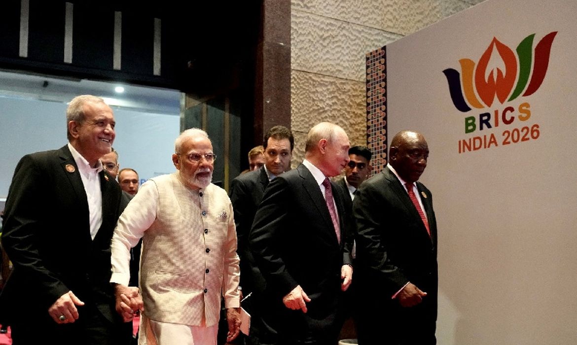 Com Irã e Emirados Árabes no bloco, Brics pede calma no Oriente Médio