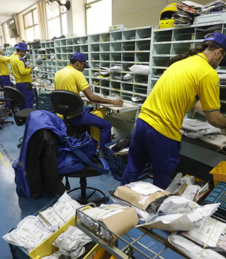 Greve nos Correios: TST determina manutenção de 80% do efetivo