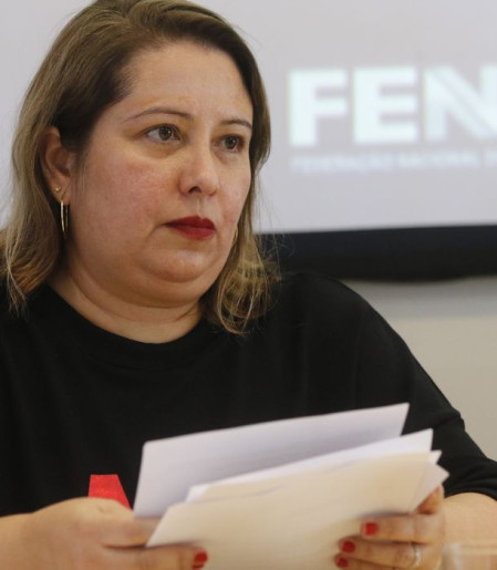 "Tiktokização" e crise sufocam propostas de campanha, diz Fenaj