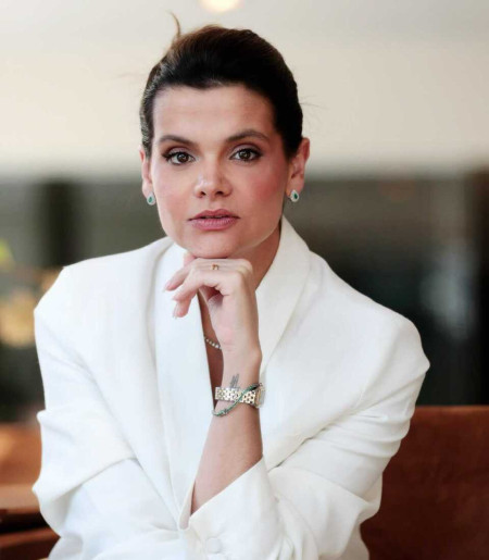 Paola Bittencourt Batista, é advogada