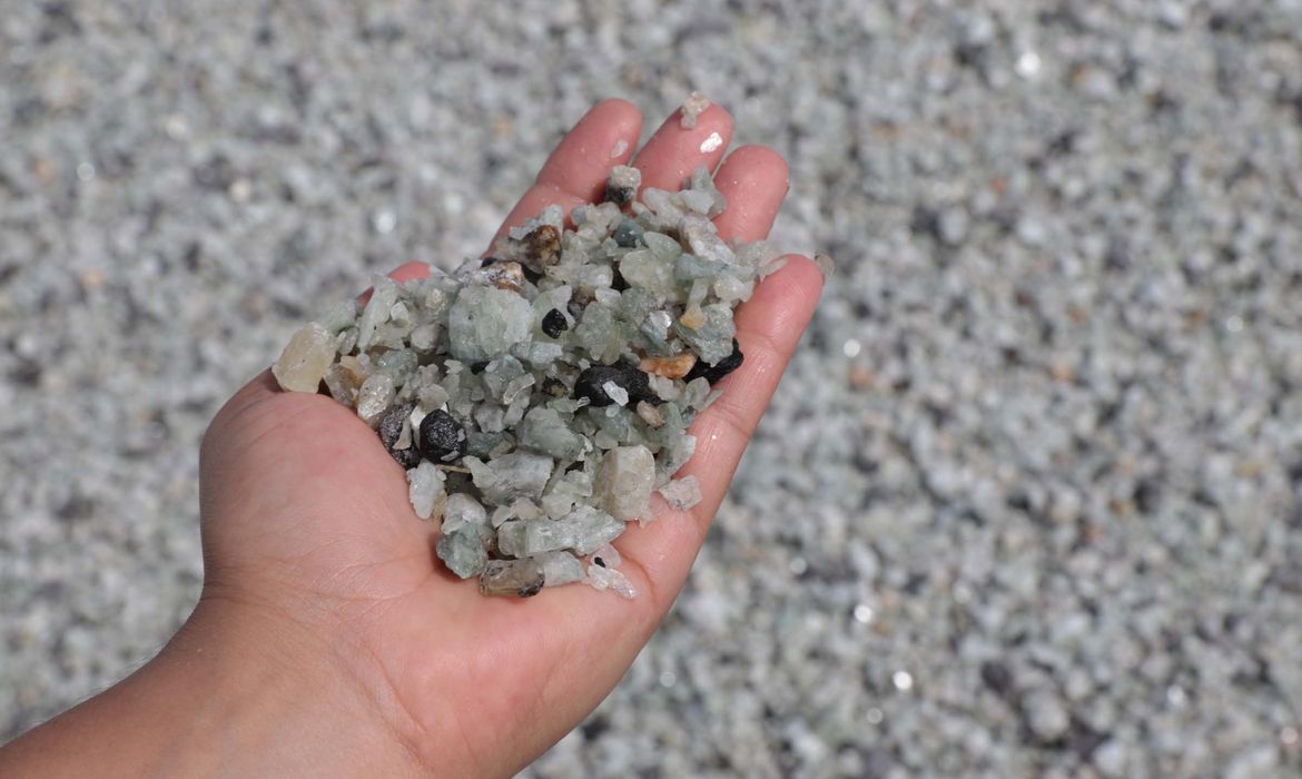 Política nacional vai estimular pesquisa de minerais críticos no país