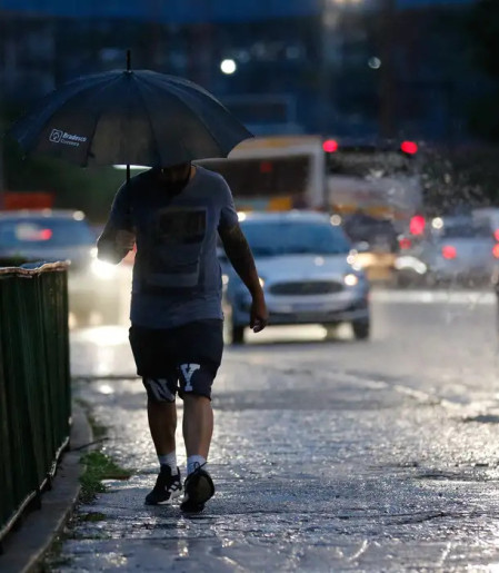 Inmet prevê final de semana de chuvas nas regiões Sul e Sudeste
