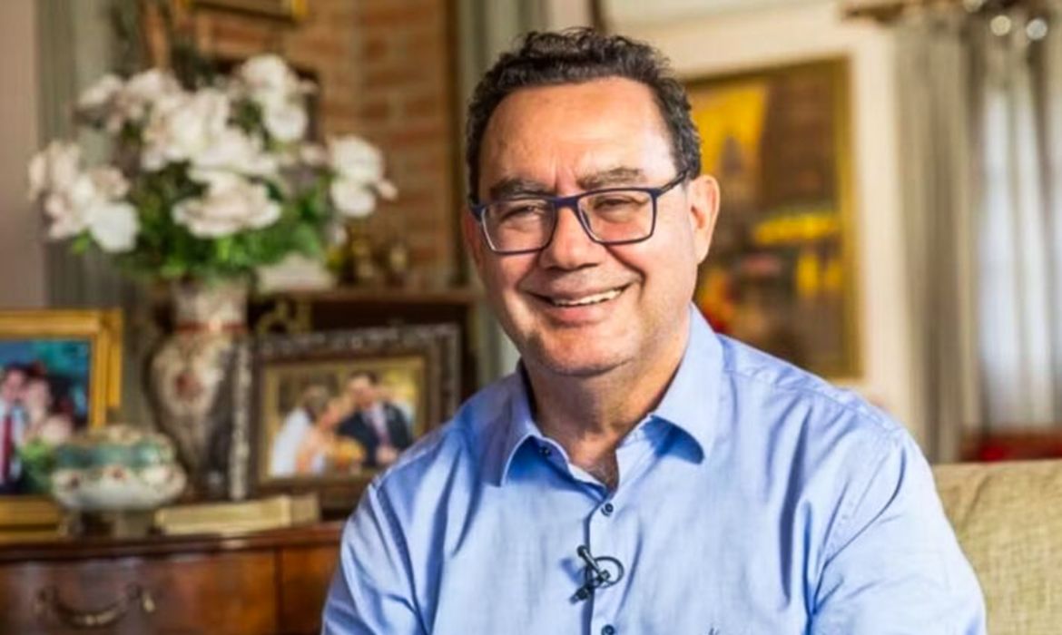 Augusto Cury propõe mandato de oito anos no STF e semipresidencialismo