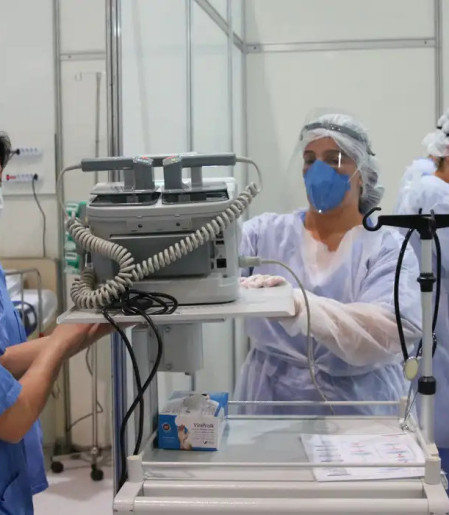 Estudo aponta esgotamento emocional e burnout de médicos de UTI 