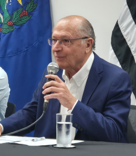 Passagem por Ribeirão vice-presidente Geraldo Alckmin (PSB) falou com Jornal Ribeirão