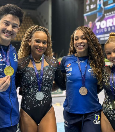Brasil fecha Copa do Mundo de ginástica com mais cinco pódios