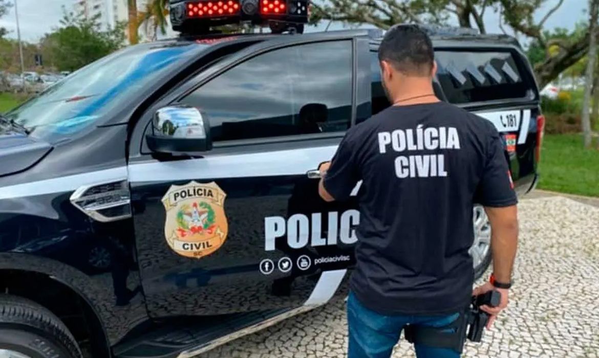 Polícia Civil faz operação contra facção criminosa em quatro estados