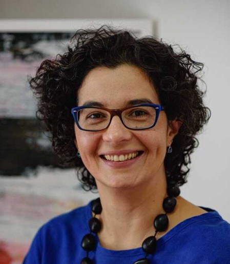 Para Danielle Moro, repensar a relação com a tecnologia passa por recuperar a presença, o silêncio e as conexões reais