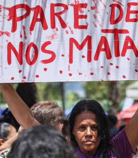 Entidades denunciam agressões às mulheres que disputam cargos