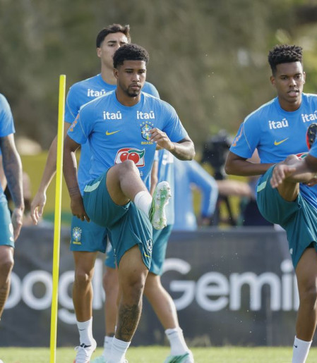 Seleção: Ancelotii comanda 1º treino com grupo completo na Austrália